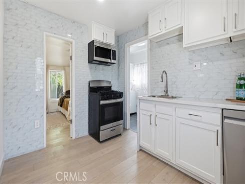 215 N Mcclay , Santa Ana, CA