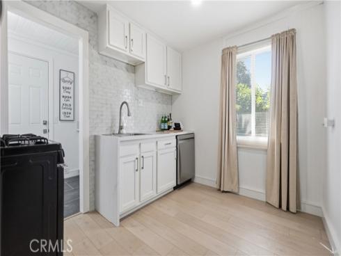 215 N Mcclay , Santa Ana, CA