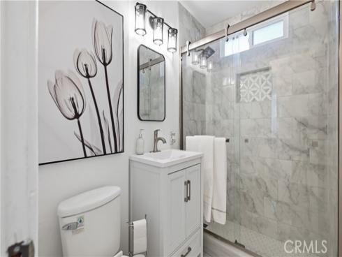 215 N Mcclay , Santa Ana, CA
