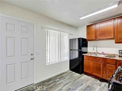 1466 Cabrillo Park C , Santa Ana, CA