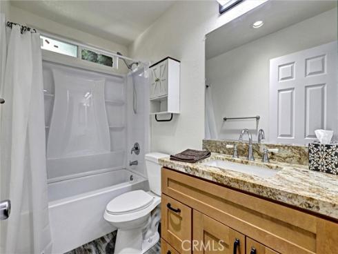 1466 Cabrillo Park C , Santa Ana, CA
