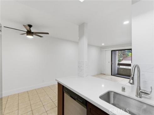 600 W 3rd A210 Street, Santa Ana, CA
