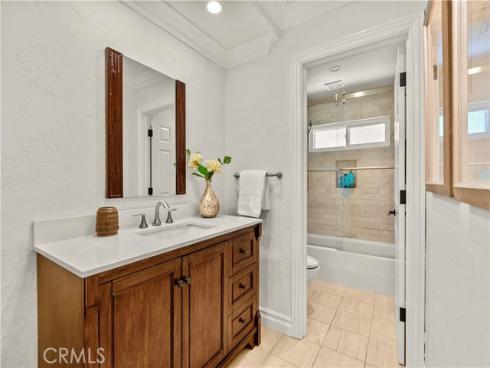 19151 Fowler , Santa Ana, CA