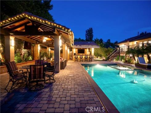 19151 Fowler , Santa Ana, CA