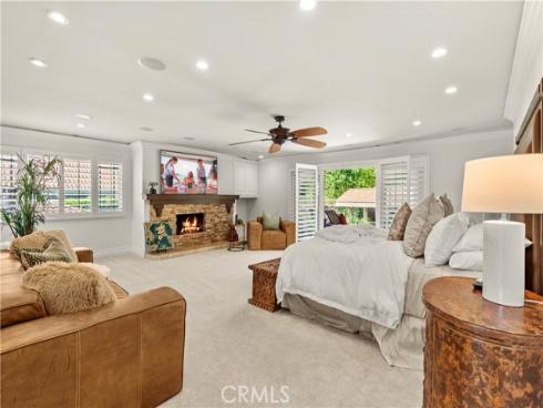 19151 Fowler , Santa Ana, CA