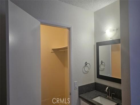 1008 Cabrillo Park C , Santa Ana, CA
