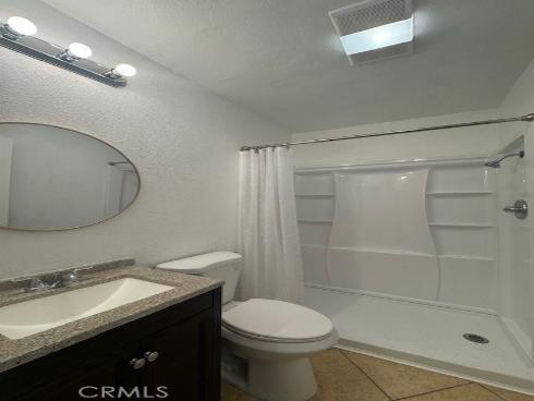 721 W 1st , Santa Ana, CA
