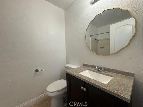 721 W 1st , Santa Ana, CA
