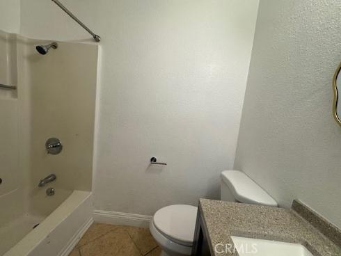 721 W 1st , Santa Ana, CA
