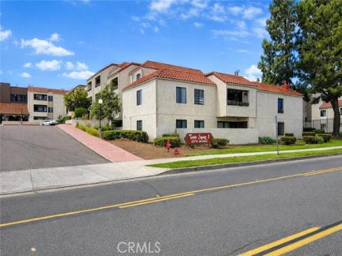 700 W 3rd A104 Street, Santa Ana, CA