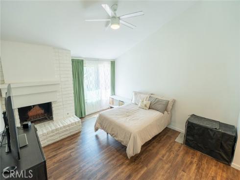 2620  Tustin  F  Avenue, Santa Ana, CA