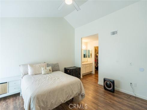 2620  Tustin  F  Avenue, Santa Ana, CA