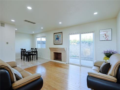 4828 W 5th E , Santa Ana, CA