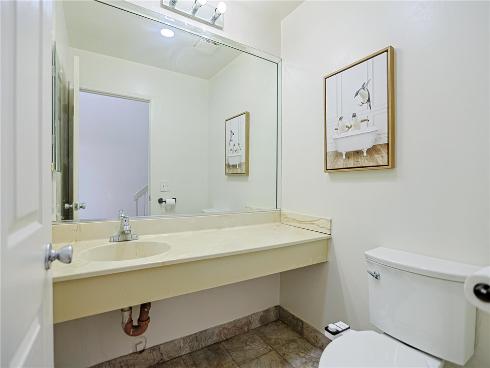 4828 W 5th E , Santa Ana, CA