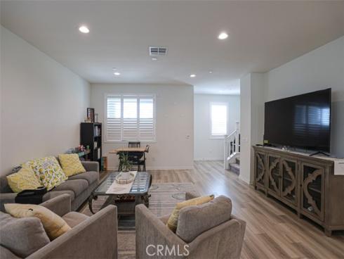 923 E 2nd , Santa Ana, CA