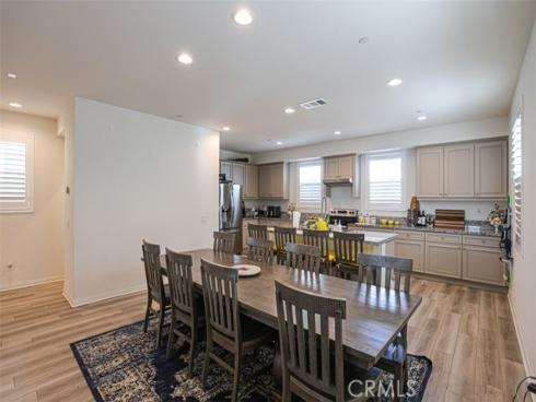923 E 2nd , Santa Ana, CA