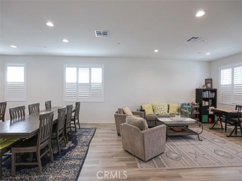 923 E 2nd , Santa Ana, CA
