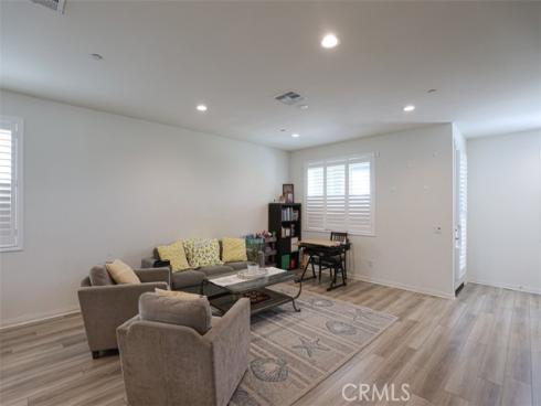 923 E 2nd , Santa Ana, CA