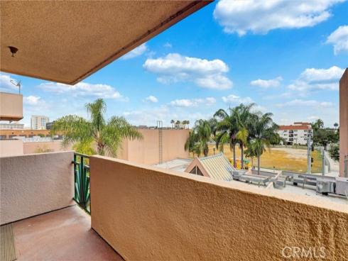450 E 4th 337 Street, Santa Ana, CA