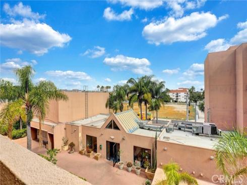 450 E 4th 337 Street, Santa Ana, CA