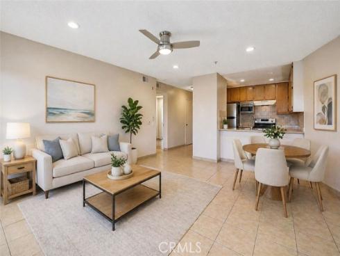 450 E 4th 337 Street, Santa Ana, CA