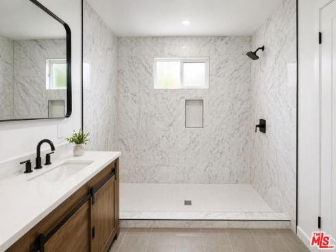 802 N Gunther Street, Santa Ana, CA