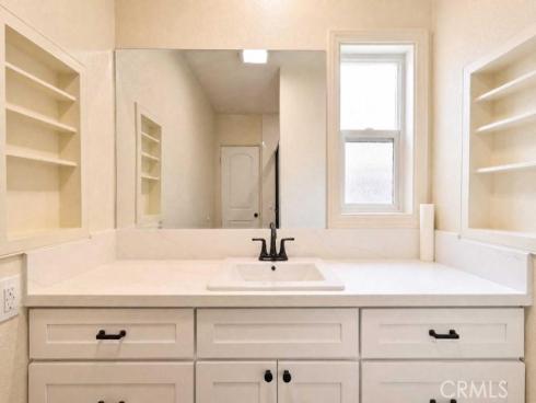1229 S Flower , Santa Ana, CA