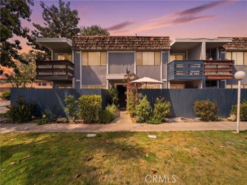 609  S. Newhope St Unit B  , Santa Ana, CA