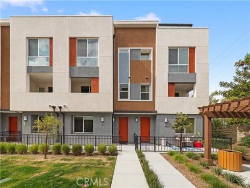 1816 E 1st 440 , Santa Ana, CA