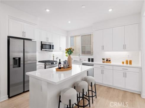 1816 E 1st 440 , Santa Ana, CA