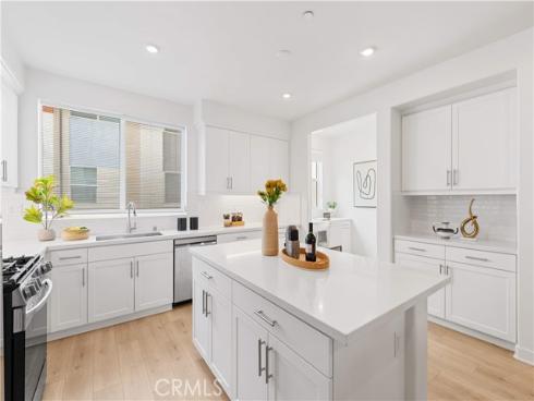 1816 E 1st 440 , Santa Ana, CA