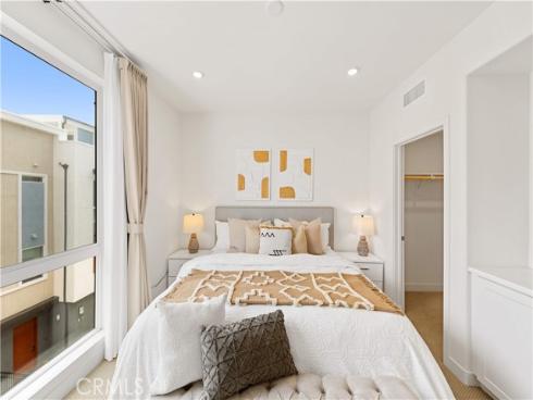 1816 E 1st 440 , Santa Ana, CA