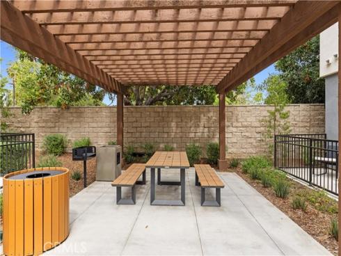 1816 E 1st 440 , Santa Ana, CA