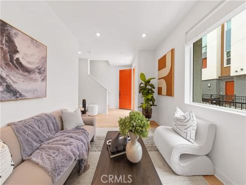 1816 E 1st 440 , Santa Ana, CA