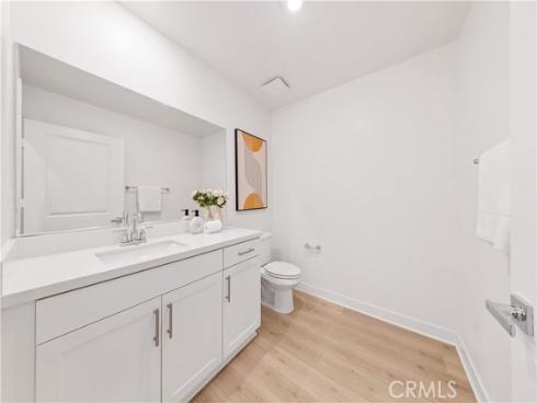 1816 E 1st 440 , Santa Ana, CA