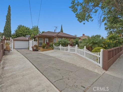 1614 S Flower , Santa Ana, CA