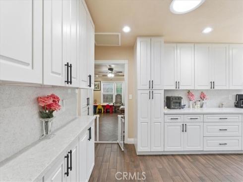 1614 S Flower , Santa Ana, CA