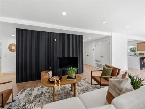 521 W Memory , Santa Ana, CA