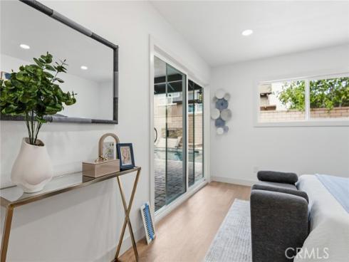 521 W Memory , Santa Ana, CA