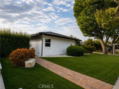 521 W Memory , Santa Ana, CA