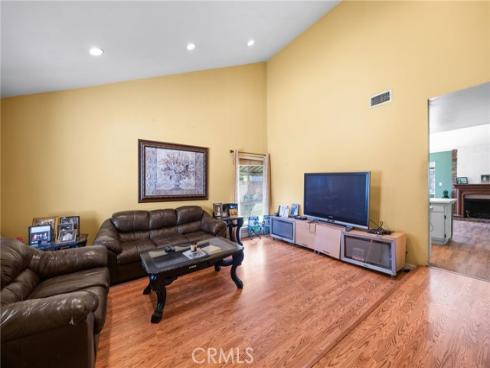 1130 E 21st , Santa Ana, CA