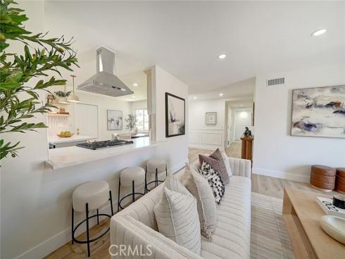 2113 S Forest , Santa Ana, CA