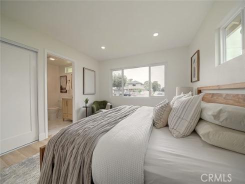 2113 S Forest , Santa Ana, CA