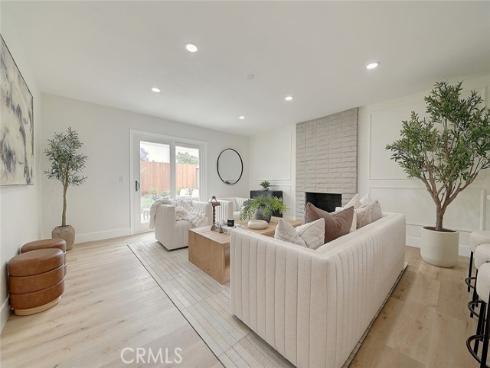 2113 S Forest , Santa Ana, CA