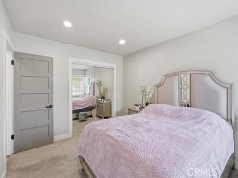 2215 N Spurgeon Street, Santa Ana, CA