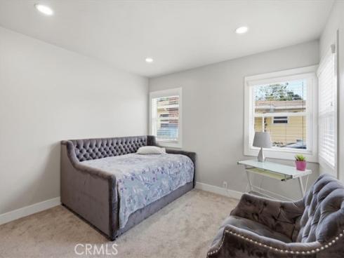 2215 N Spurgeon Street, Santa Ana, CA