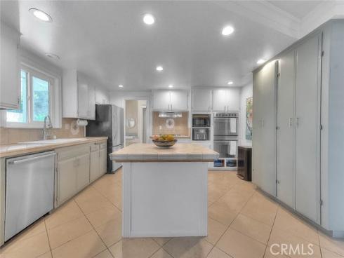 1517 E 19th , Santa Ana, CA