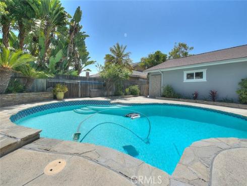 1517 E 19th , Santa Ana, CA