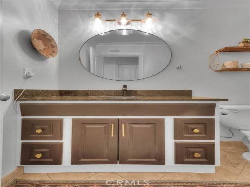 1517 E 19th , Santa Ana, CA