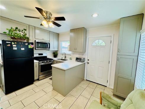 1205 S Flower , Santa Ana, CA